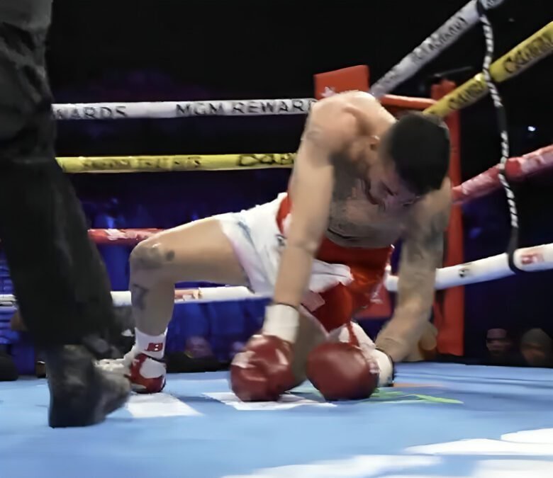 19-Year-Old American Prospect Produces Stunning One-Punch Knockout With Ryan Garcia Impressed