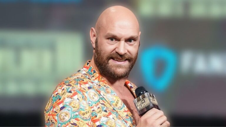 Tyson Fury Maps Out Potential 5-Fight Plan
