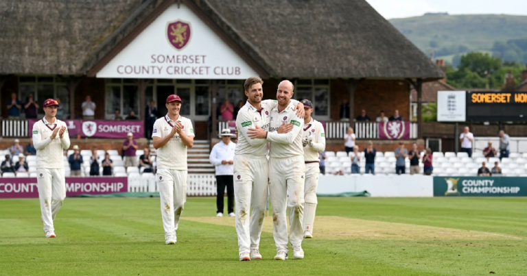 Somerset and Durham Secure Wins as Heavyweights Face Early Season Pressure