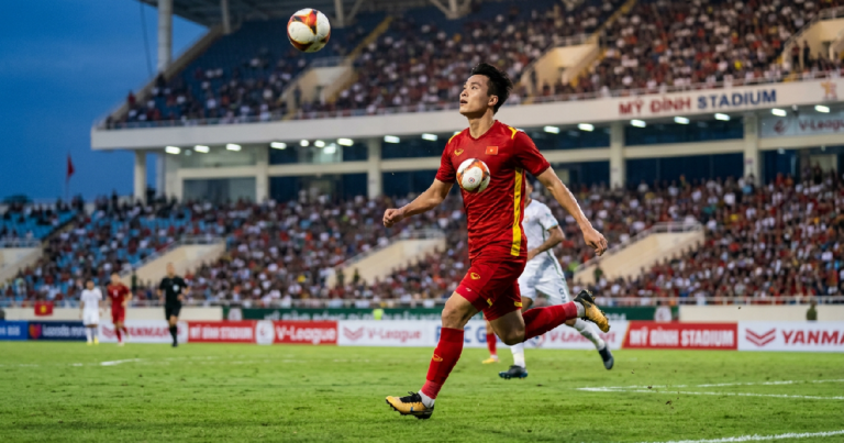 Phát hiện vua tạt bóng mới của đội tuyển Việt Nam