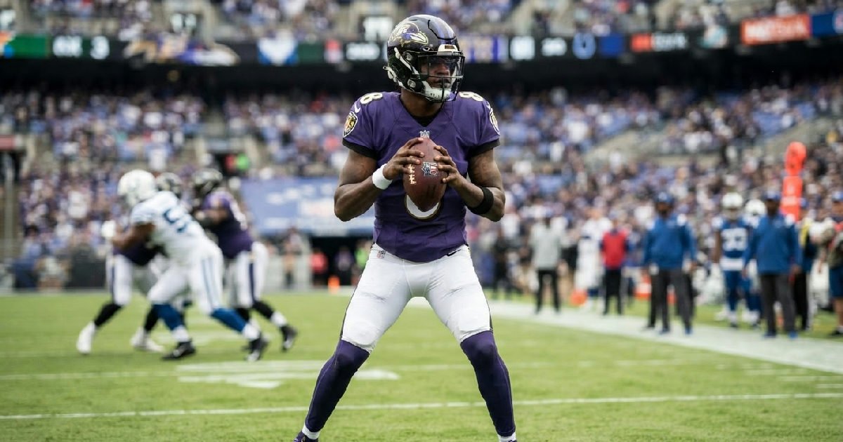 Lamar Jackson Contract Talks Intensify After Strong Start